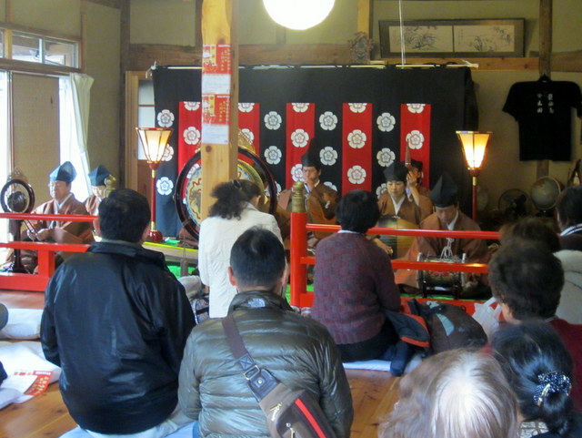 和歌山雅楽会の演奏